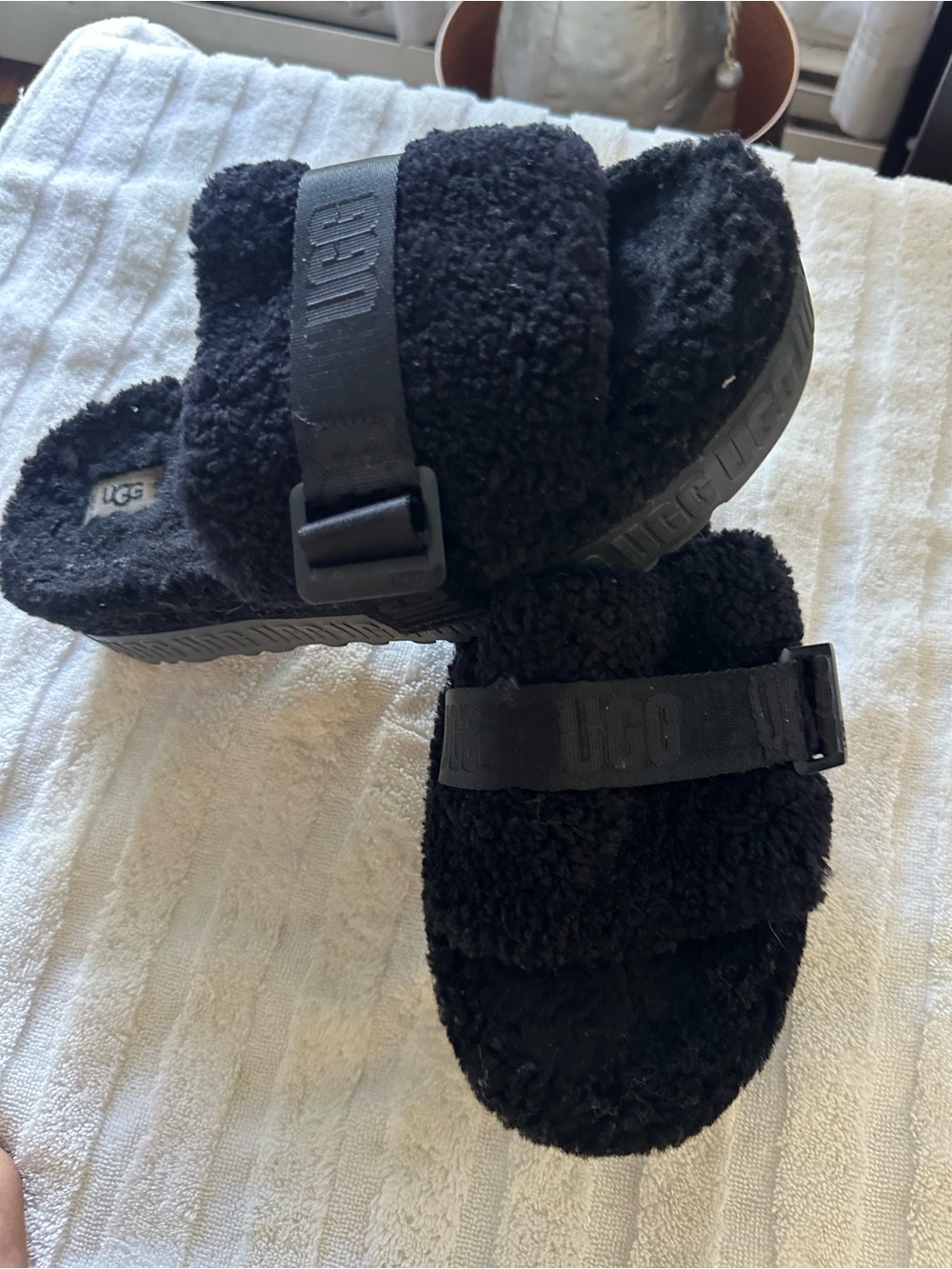 UGG Black Shearling Slip-On Sandal